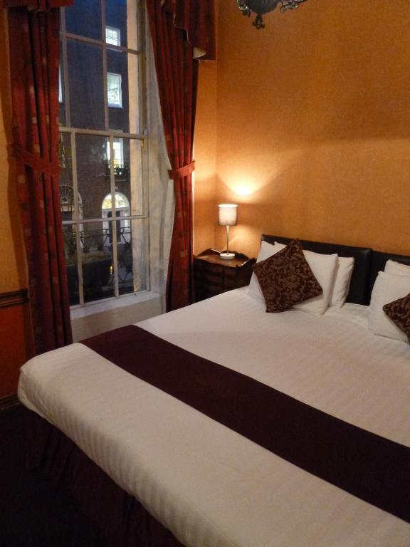 Russell Court Hotel Dublin Phòng bức ảnh